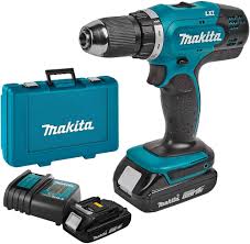 Makita 18V Borrskruvdragare med 3 Batterier