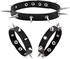 Manfnee Punk Gotisk Spikarmband i Metall