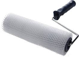 Spikad Roller med Plasthandtag