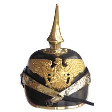 Medeltida Replica: Tysk Pickelhaube i Mässing - Läderhjälm